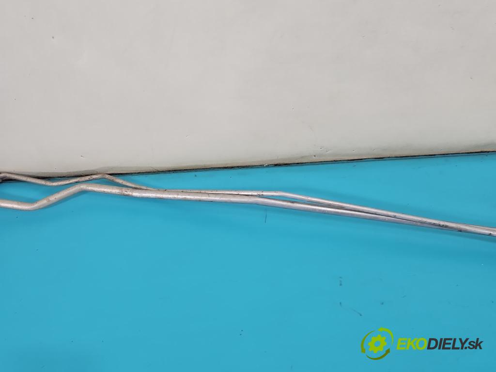 Vw Sharan II 2010-2022 2.0 tdi 177 hp automatic 130 kW 1968 cm3 5- trubka klíma 7N0820720