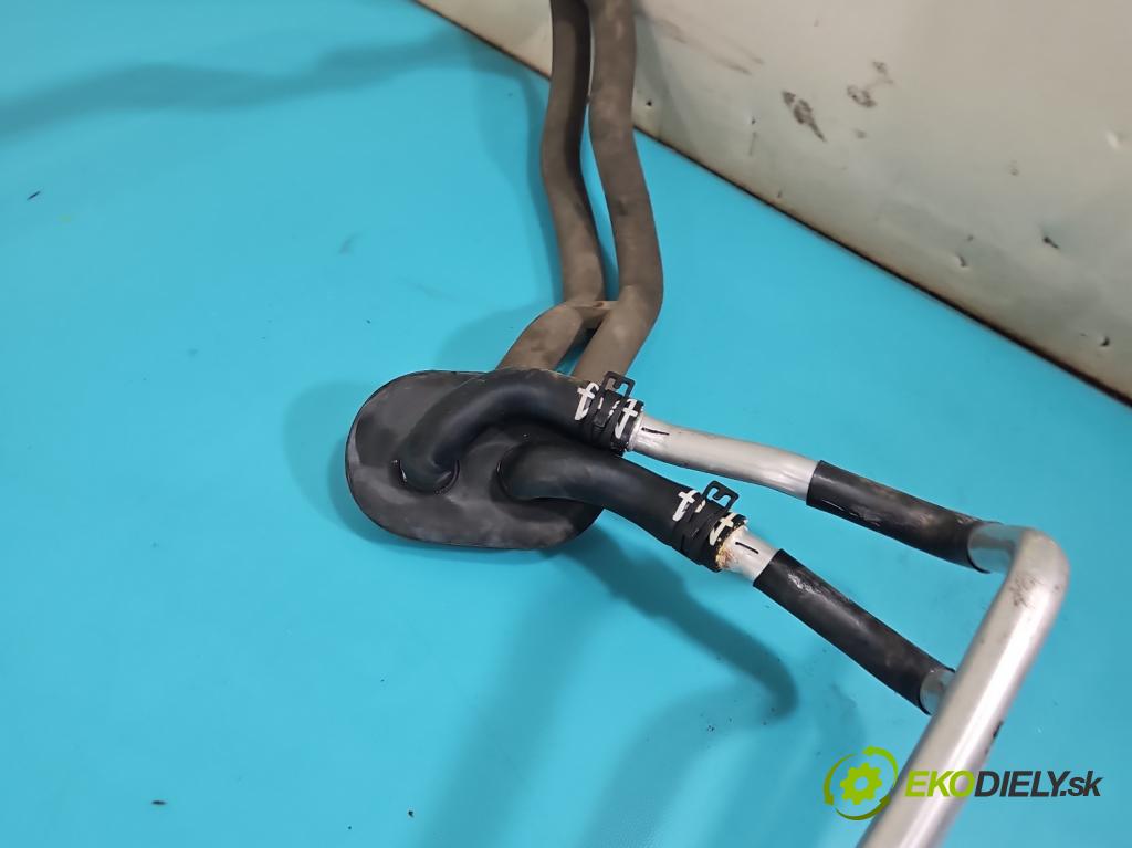 Vw Sharan II 2010-2022 2.0 tdi 177 hp automatic 130 kW 1968 cm3 5- trubka systému chłodzenia 7N0819928B