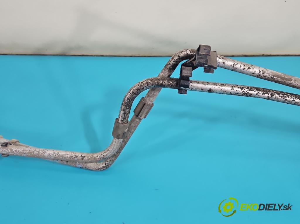 Vw Sharan II 2010-2022 2.0 tdi 177 hp automatic 130 kW 1968 cm3 5- trubka systému chłodzenia 7N0819928B