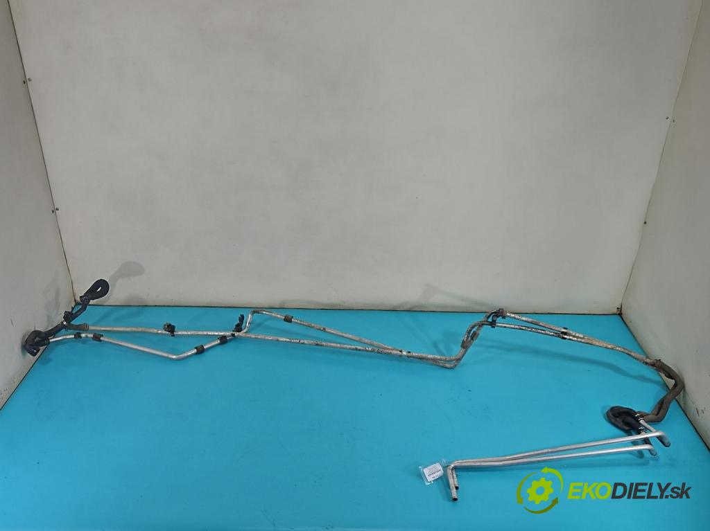 Vw Sharan II 2010-2022 2.0 tdi 177 HP automatic 130 kW 1968 cm3 5- rúrka systému chladenia 7N0819928B