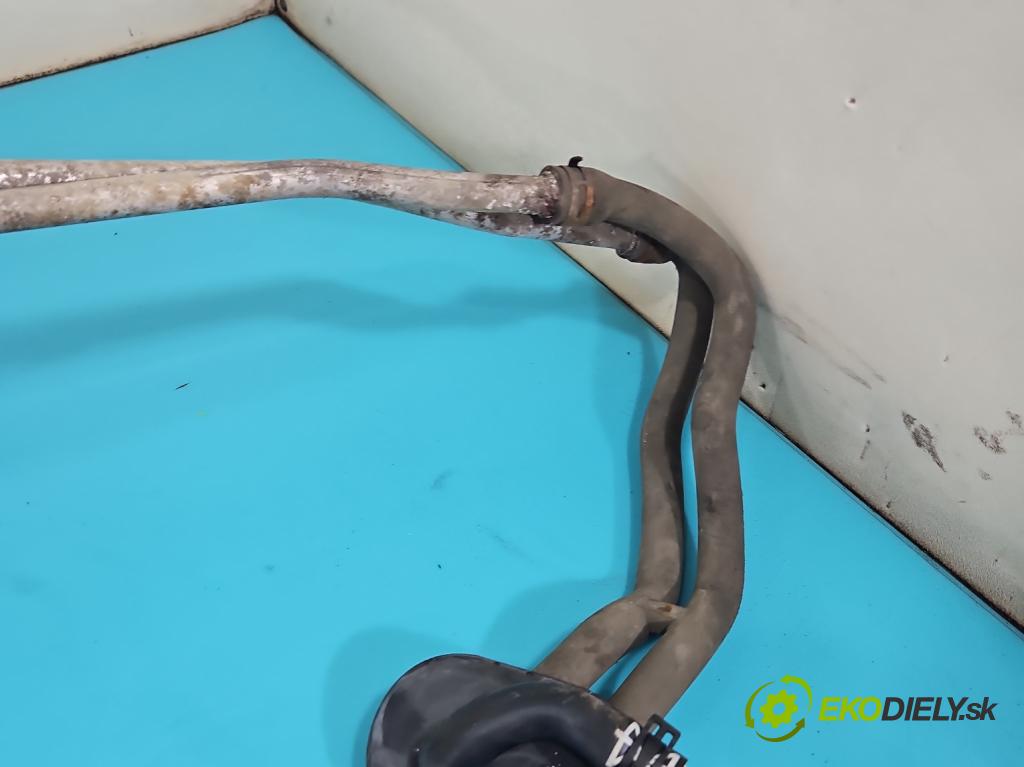 Vw Sharan II 2010-2022 2.0 tdi 177 hp automatic 130 kW 1968 cm3 5- trubka systému chłodzenia 7N0819928B