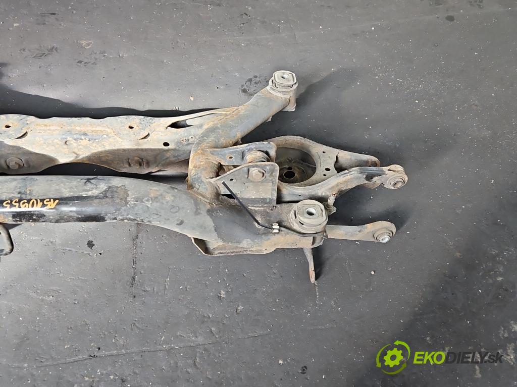 Vw Sharan II 2010-2022 2.0 tdi 177 hp automatic 130 kW 1968 cm3 5- zadní výztuha  (Zadní výztuha)