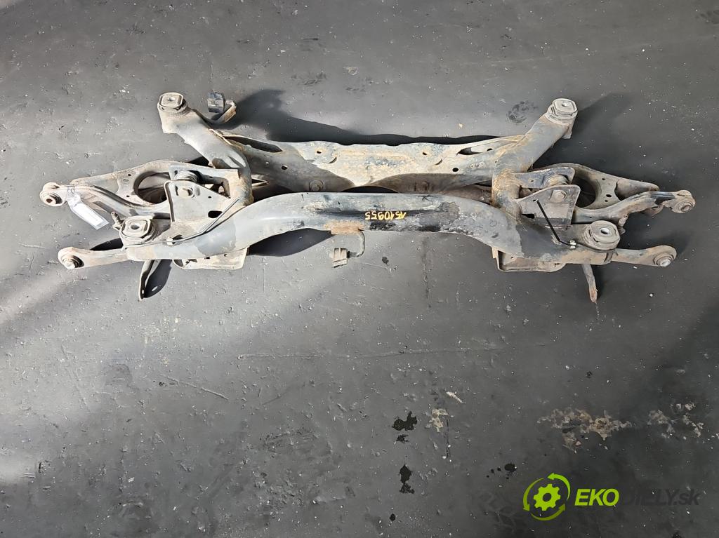 Vw Sharan II 2010-2022 2.0 tdi 177 hp automatic 130 kW 1968 cm3 5- zadní výztuha  (Zadní výztuha)