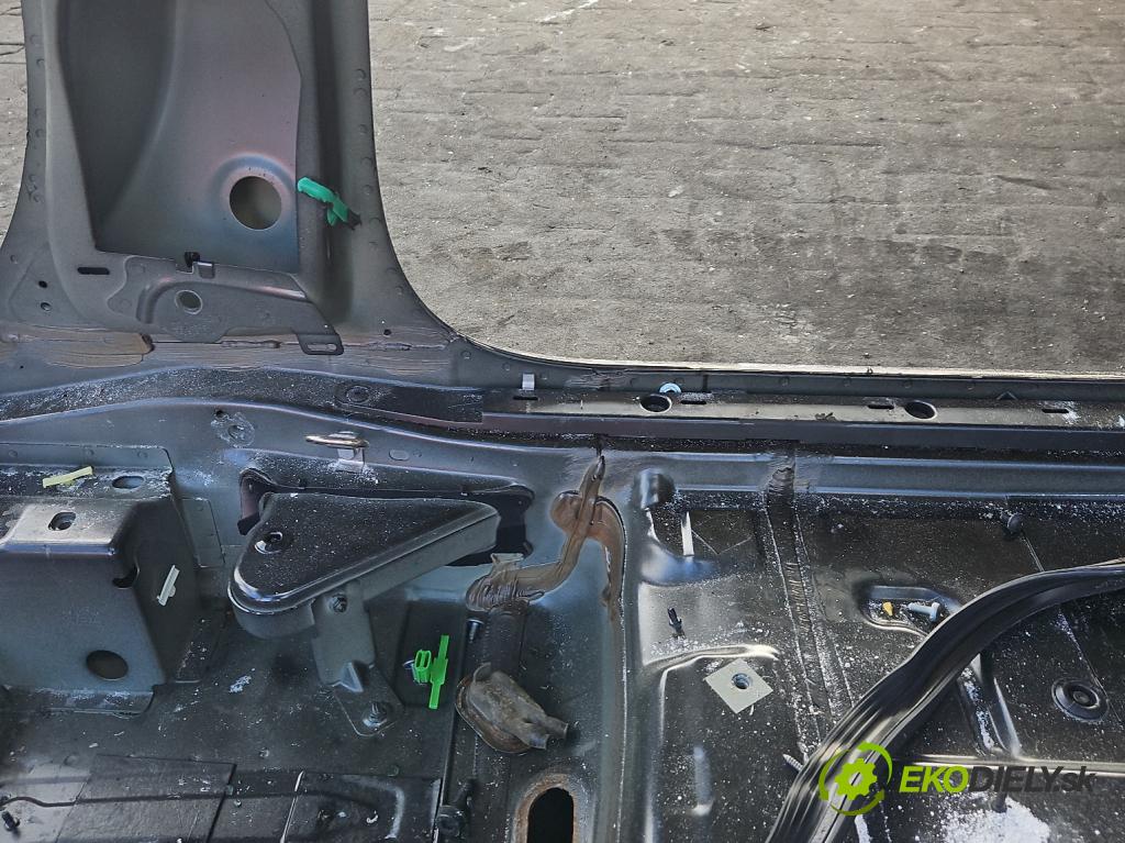 Vw Sharan II 2010-2022 2.0 tdi 177 hp automatic 130 kW 1968 cm3 5- práh pravý  (Karoserie ostatní)