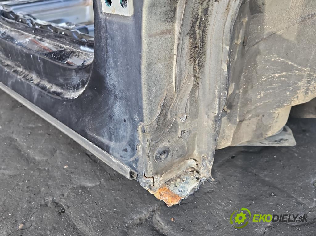 Vw Sharan II 2010-2022 2.0 tdi 177 hp automatic 130 kW 1968 cm3 5- práh pravý  (Karoserie ostatní)