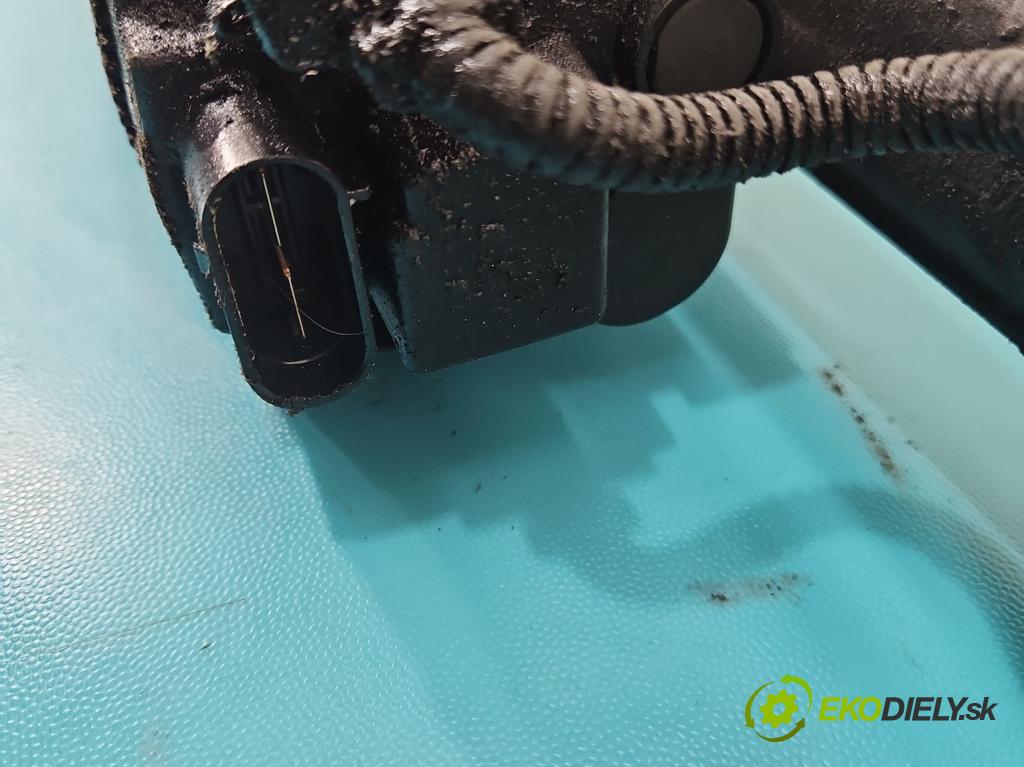 Mercedes CLS II C218 2010-2018 3.0 cdi (642853) 265KM automatic 195 kW 2987 cm3 4- řízení volant 2184605600