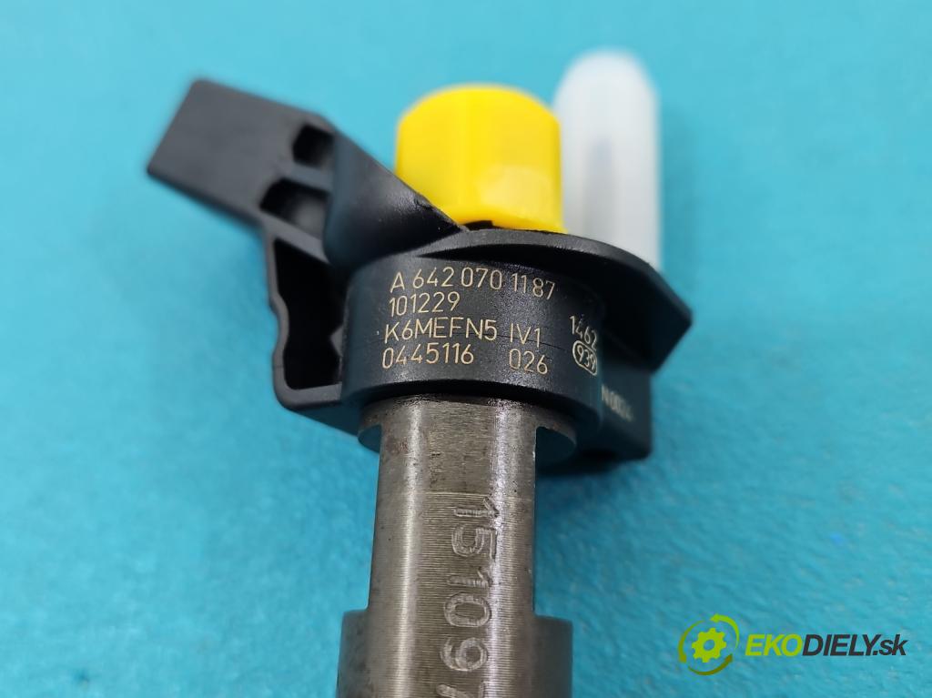 Mercedes CLS II C218 2010-2018 3.0 cdi (642853) 265KM automatic 195 kW 2987 cm3 4- vstrek 0446116026 (Vstrekovač paliva)