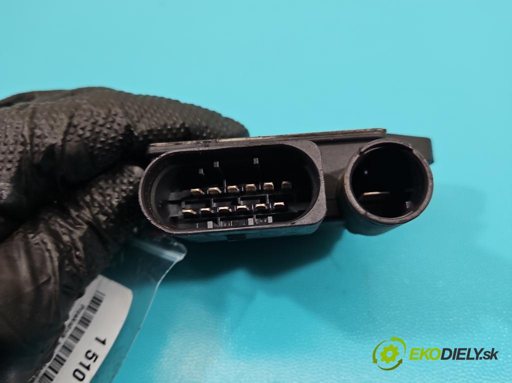 Mercedes CLS II C218 2010-2018 3.0 cdi (642853) 265KM automatic 195 kW 2987 cm3 4- Relé: svíčky: zařicích: A6429002700 (Relé)