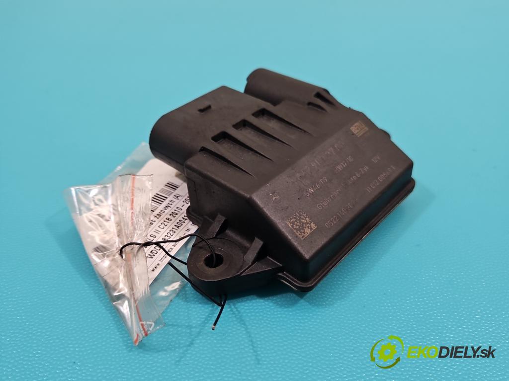 Mercedes CLS II C218 2010-2018 3.0 cdi (642853) 265KM automatic 195 kW 2987 cm3 4- Relé: svíčky: zařicích: A6429002700 (Relé)