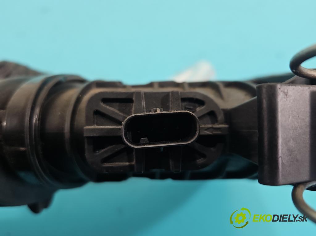 Mercedes CLS II C218 2010-2018 3.0 cdi (642853) 265KM automatic 195 kW 2987 cm3 4- průtokoměr: A6420901642 (Váha vzduchu)