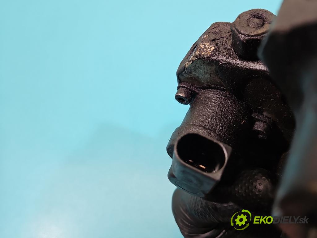 Mercedes CLS II C218 2010-2018 3.0 cdi (642853) 265KM automatic 195 kW 2987 cm3 4- čerpadlo vstrekovacia 0445010245 (Vstrekovacie čerpadlo)