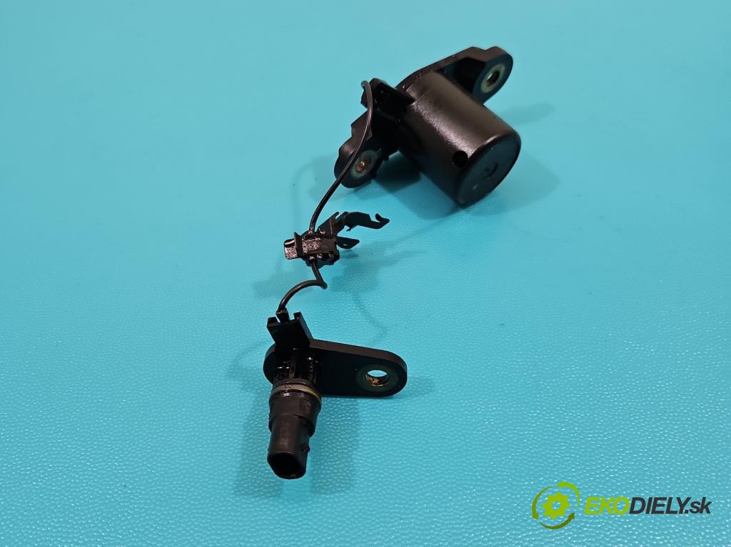 Mercedes CLS II C218 2010-2018 3.0 cdi (642853) 265KM automatic 195 kW 2987 cm3 4- snímač úroveň: oleja: A0011531332 (Snímač)