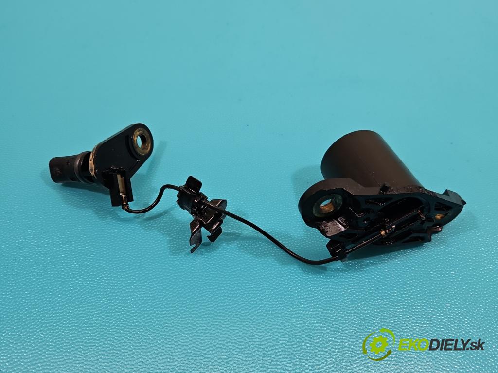 Mercedes CLS II C218 2010-2018 3.0 cdi (642853) 265KM automatic 195 kW 2987 cm3 4- snímač úroveň: oleja: A0011531332 (Snímač)