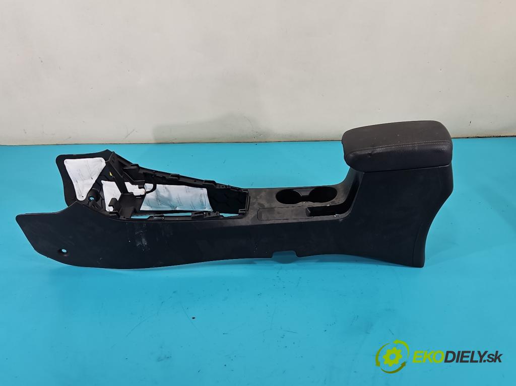 Kia Rio IV 2016-2023 1.2 16V 84KM manual 61.8 kW 1197 cm3 5- operadlo 84611-H8100 (Lakťová opierka)