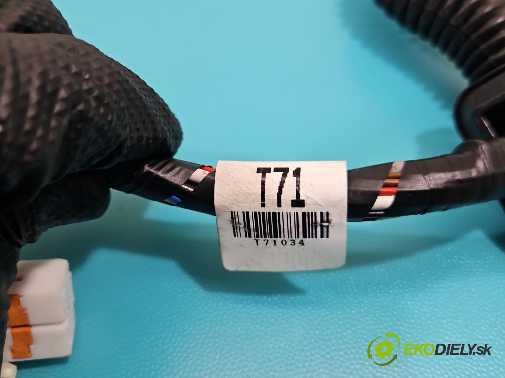 Kia Rio IV 2016-2023 1.2 16V 84KM manual 61.8 kW 1197 cm3 5- Zväzok: kufrové dvere zadné 91650-H8710