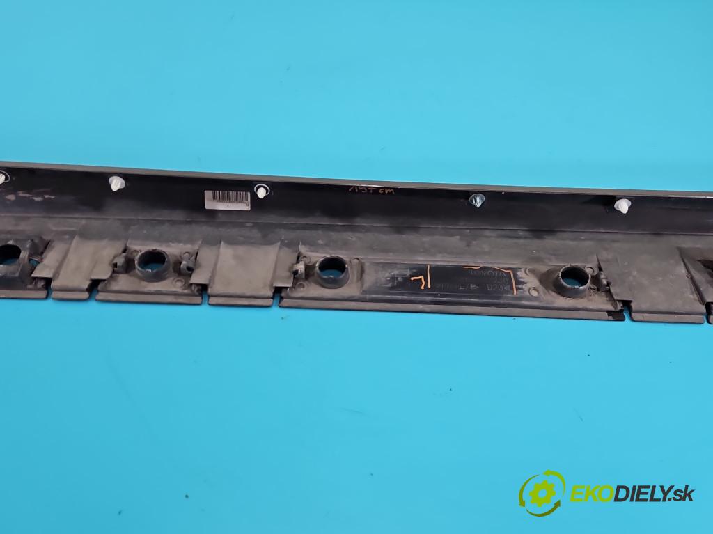 Toyota Corolla E21 2019- 1.8 16V 98 HP automatic 72 kW 1798 cm3 4- lišta práh: ľavé 75860-02230 (Lišta prahová)