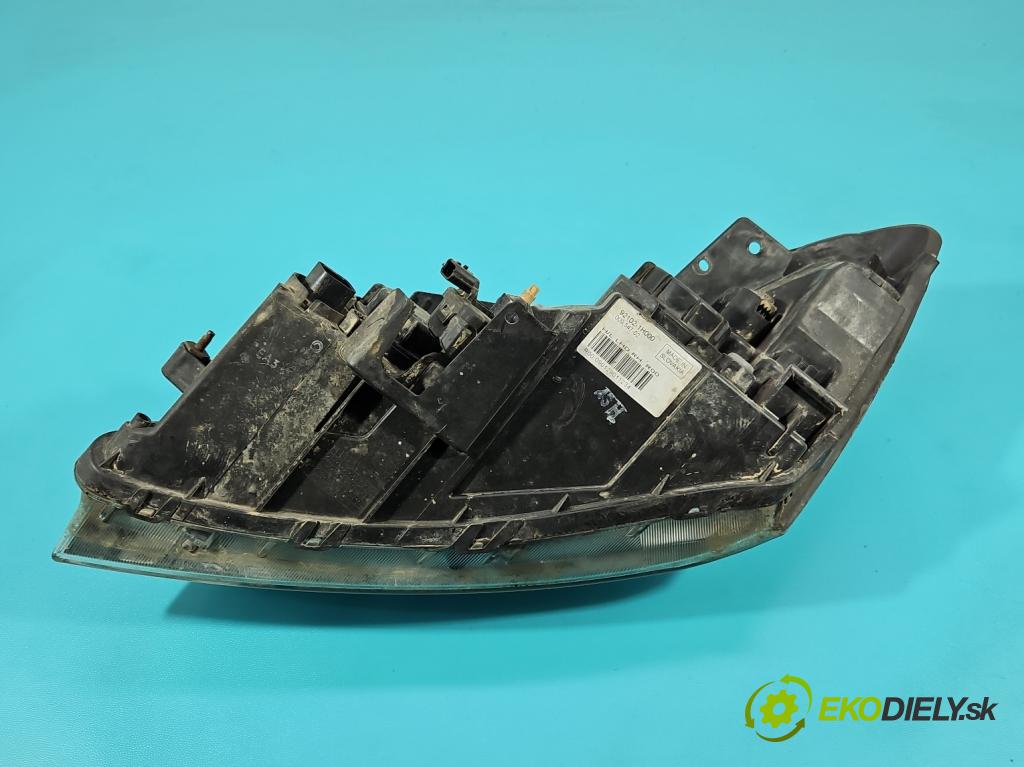 Kia Ceed I 2006-2012 1.4 16V 109 HP manual 80 kW 1396 cm3 5- Reflektor: pravý 92102-1H000 (Svetlo predné pravé)