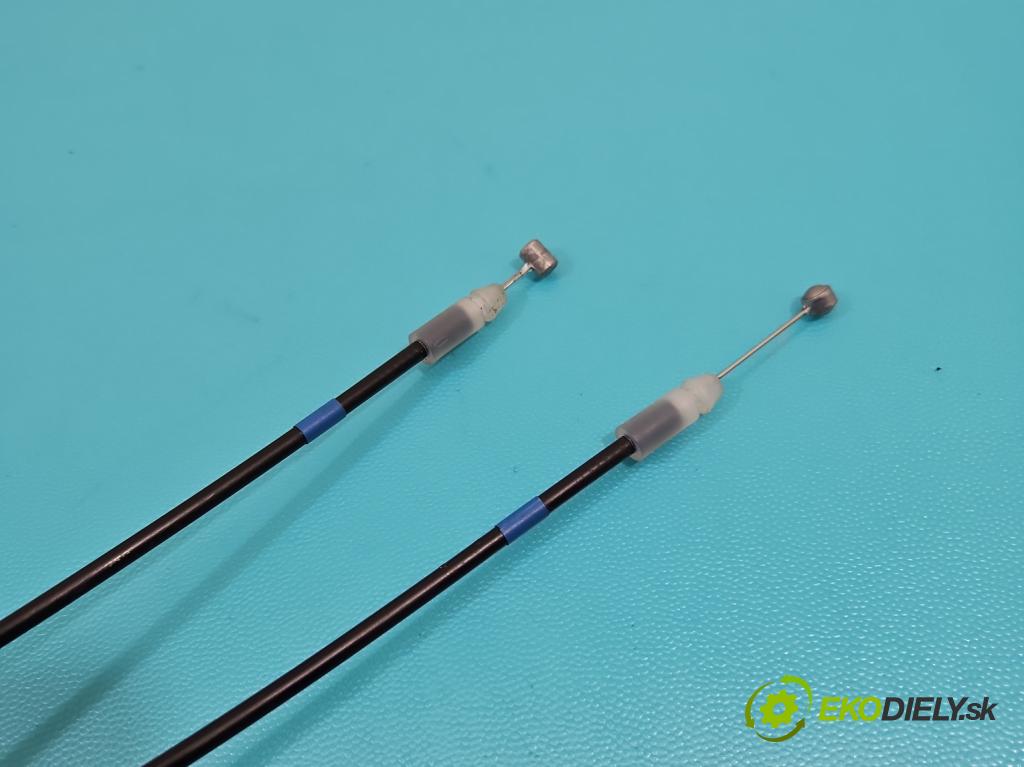Suzuki SX4 S-Cross 2013-2021 1.4 T 140 hp manual 103 kW 1373 cm3 5- zámek zadní pravý 82301-61MA2