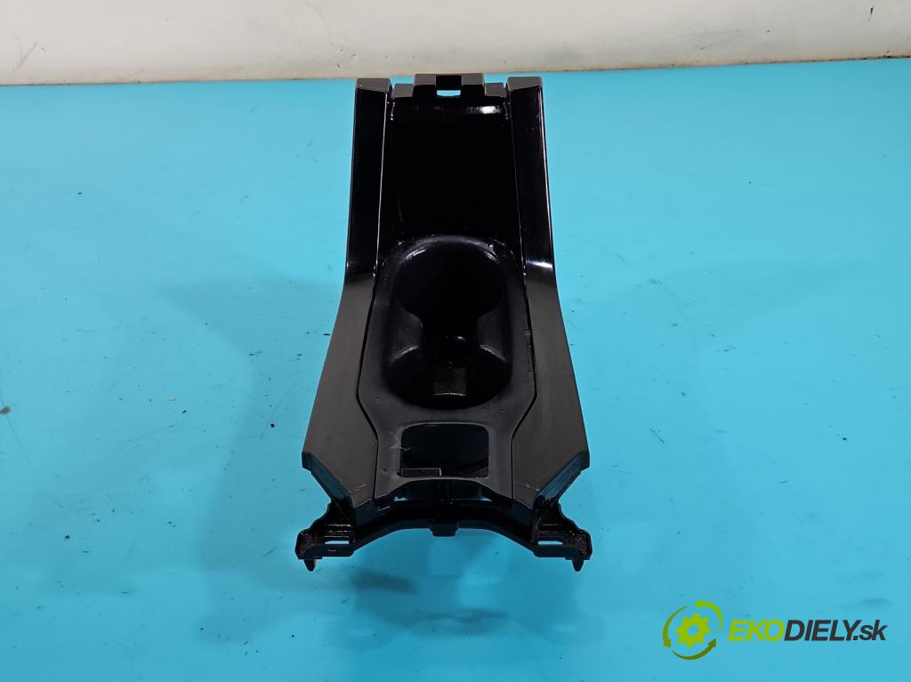 Toyota Corolla E21 2019- 1.8 16V 98 HP automatic 72 kW 1798 cm3 4- Rukojeť: na nápoje: 55626-02060 (Držiak (úchyt) na nápoje)