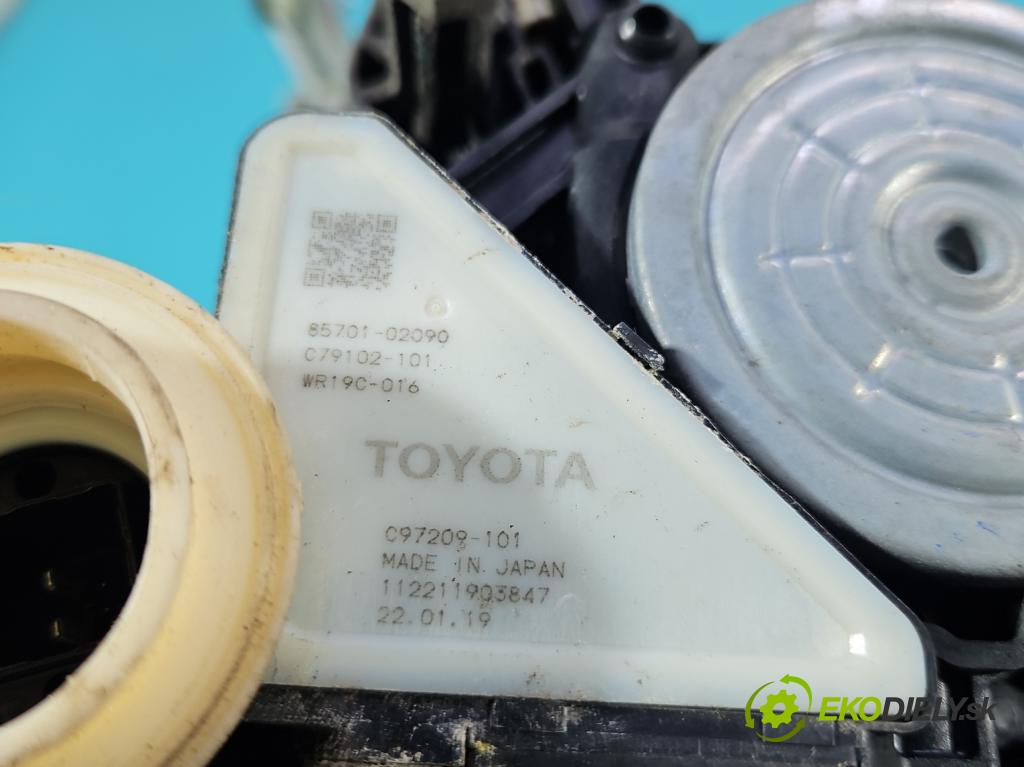 Toyota Corolla E21 2019- 1.8 16V 98 hp automatic 72 kW 1798 cm3 4- mechanismus stahování přední levý 85701-02090