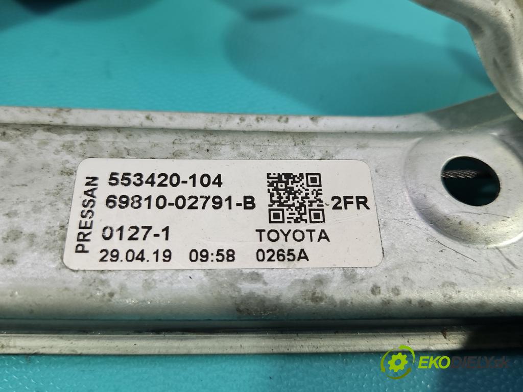 Toyota Corolla E21 2019- 1.8 16V 98 HP automatic 72 kW 1798 cm3 4- mechanizmus okna predné pravý 69810-02791-B