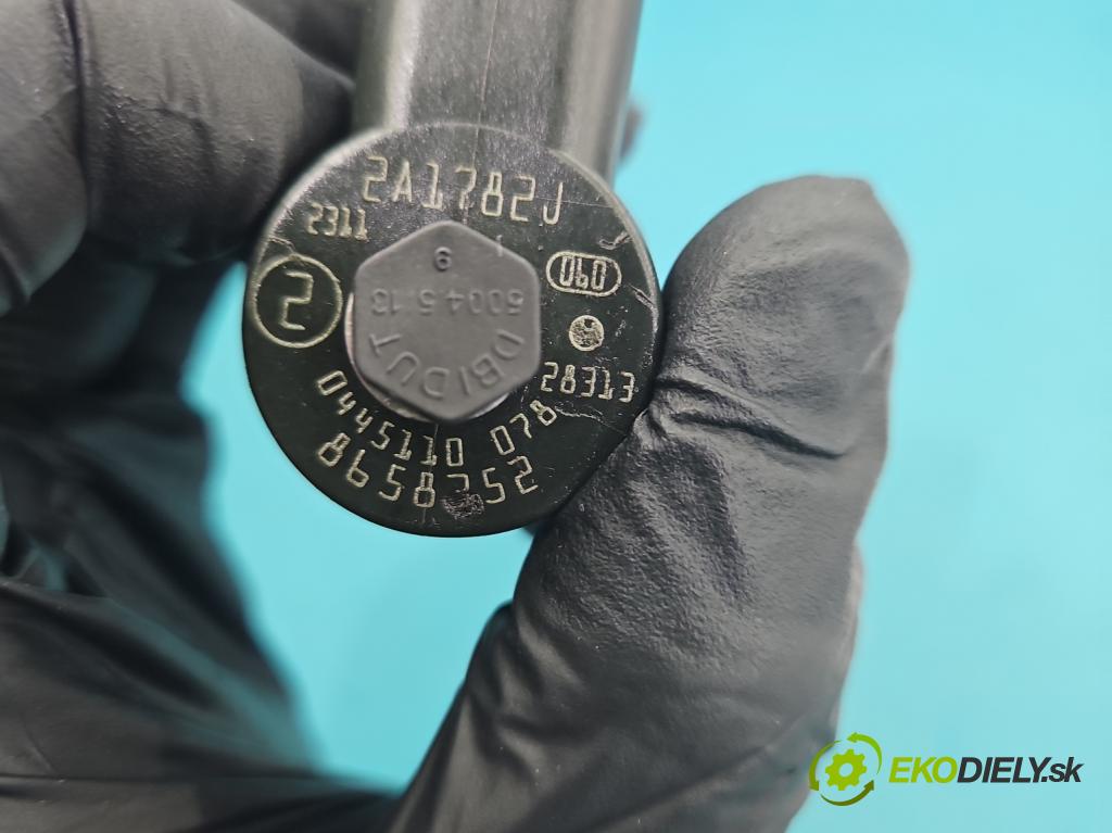 Volvo V70 II 1999-2007 2.4 D5 163 HP automatic 120 kW 2401 cm3 5- vstrek 0445110078 (Vstrekovač paliva)