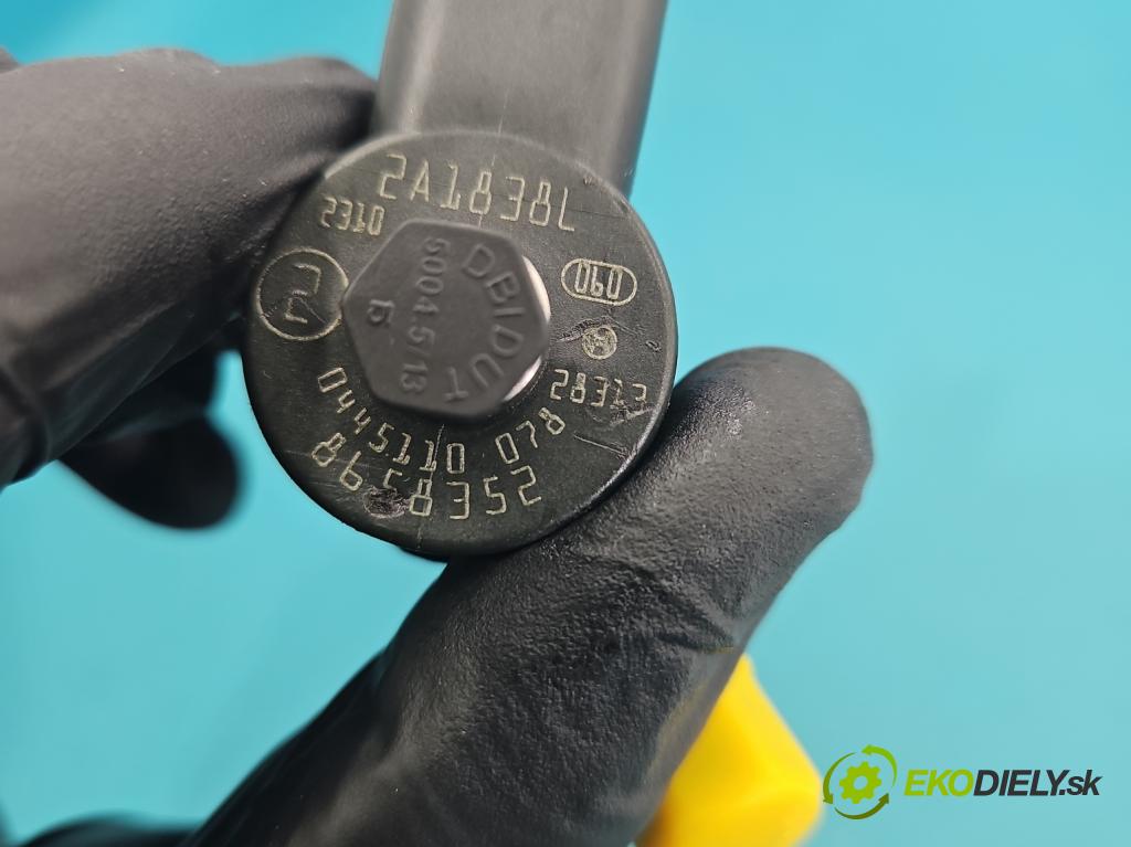 Volvo V70 II 1999-2007 2.4 D5 163 hp automatic 120 kW 2401 cm3 5- vstřikovač 0445110078 (Vstřikovač paliva)