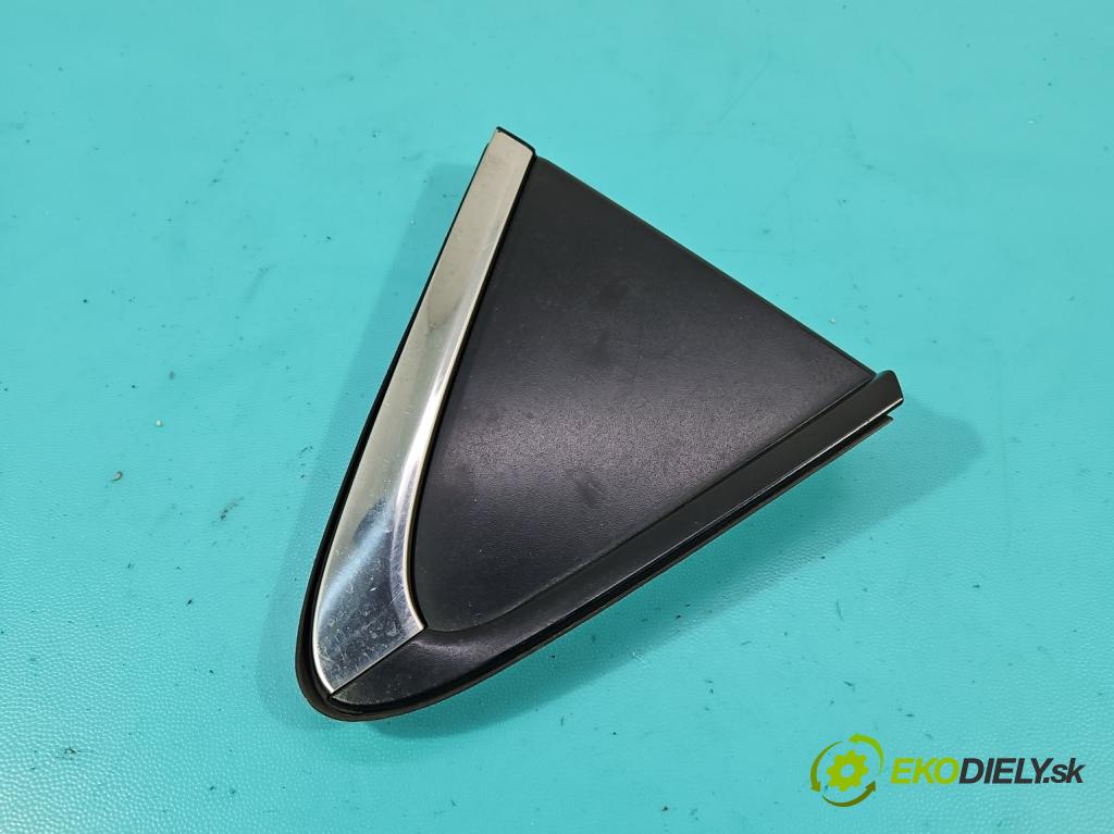 Toyota Corolla E21 2019- 1.8 16V 98 HP automatic 72 kW 1798 cm3 4- lišta blatník zadné pravé EK-2696 (Lišta)