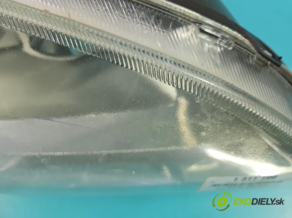 Ford Focus Mk2 2004-2011 2.0 tdci 136 HP manual 100 kW 1997 cm3 5- Reflektor: pravý 4M51-13K060-AA (Svetlo predné pravé)