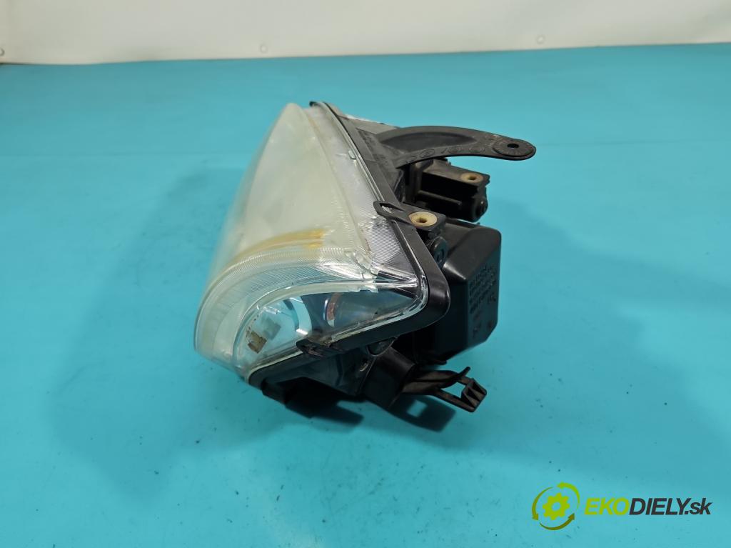 Ford Focus Mk2 2004-2011 2.0 tdci 136 HP manual 100 kW 1997 cm3 5- Reflektor: ľavý 4M51-13W030-EC (Kľučka dverí ostatné)