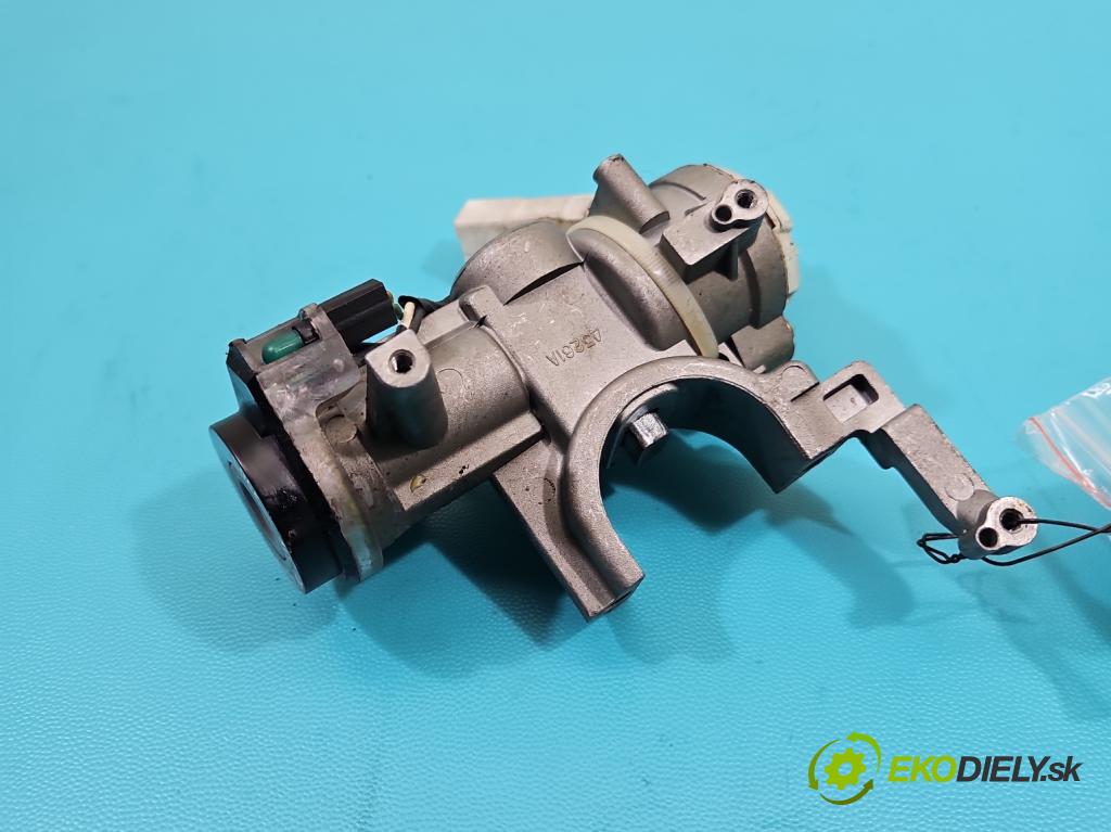 Kia Carens II 2002-2006 1.8 16V 126 HP manual 93 kW 1793 cm3 5- Spínačka  (Spínacia skrinka)