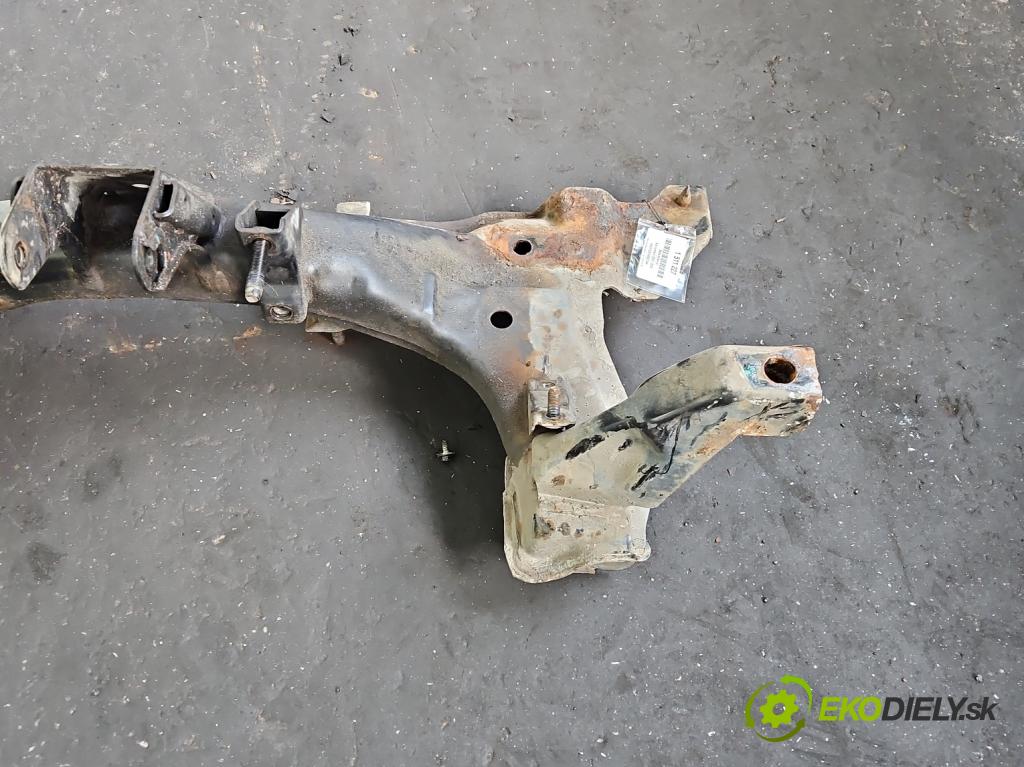 Kia Carens II 2002-2006 1.8 16V 126 HP manual 93 kW 1793 cm3 5- výstuha motora