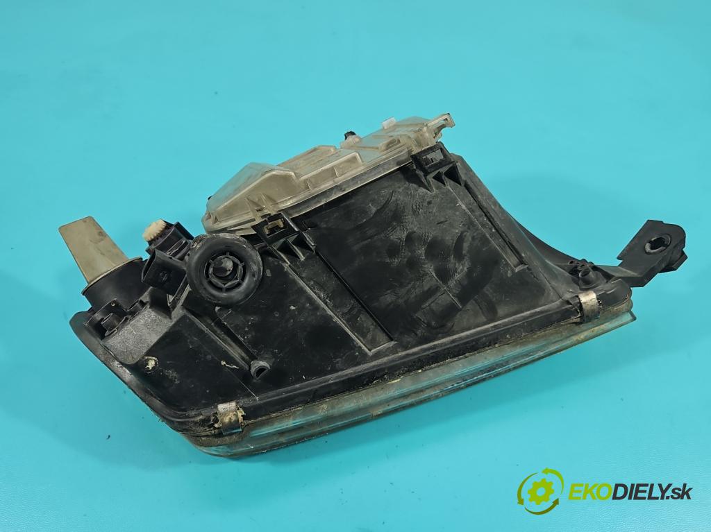 Skoda Fabia I 1999-2007 1.4 mpi 68 HP manual 50 kW 1397 cm3 4- Reflektor: ľavý  (Kľučka dverí ostatné)