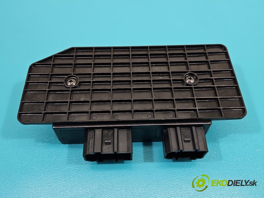Vw Passat B5 1995-2005 1.9 tdi 116 HP manual 85 kW 1896 cm3 5- riadiaca jednotka komfortu 1J0959799AH