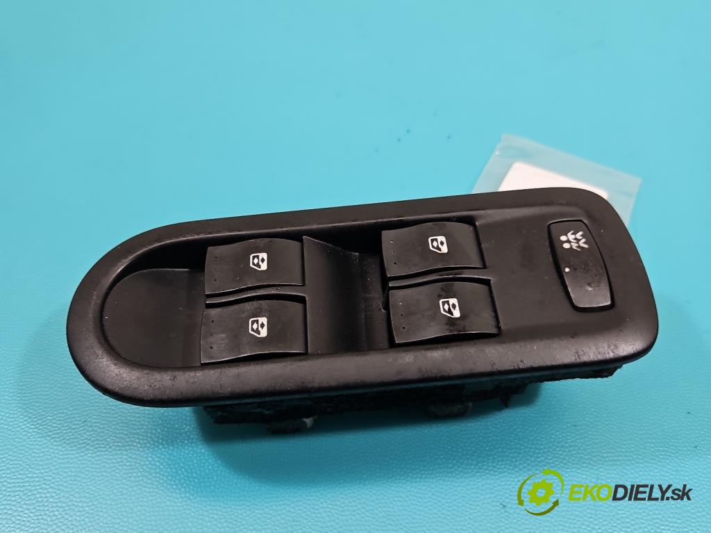Renault Megane II 2003-2008 1.5 dci 82 hp manual 60 kW 1461 cm3 5- Přepínač oken zpětných zrcátek 156018070