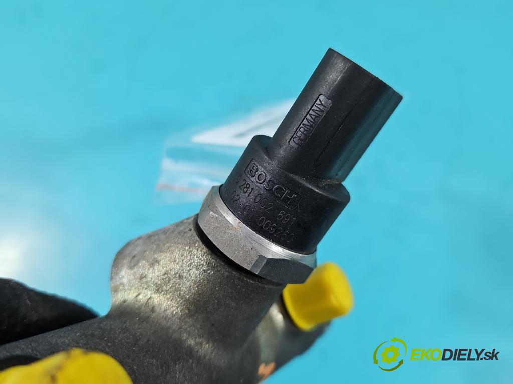 Audi A8 D3 2002-2009 3.0 tdi 232KM automatic 171 kW 2967 cm3 4- lišta vstrekovacia 059130089D (Vstrekovacia lišta)