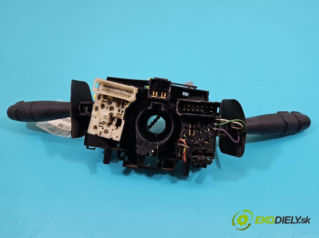 Renault Clio II 1998-2012 1,2.0 16V 75 HP manual 55 kW 1149 cm3 5- prepínač komplex: 8200204068 (Prepínacie páčky pod volantom)