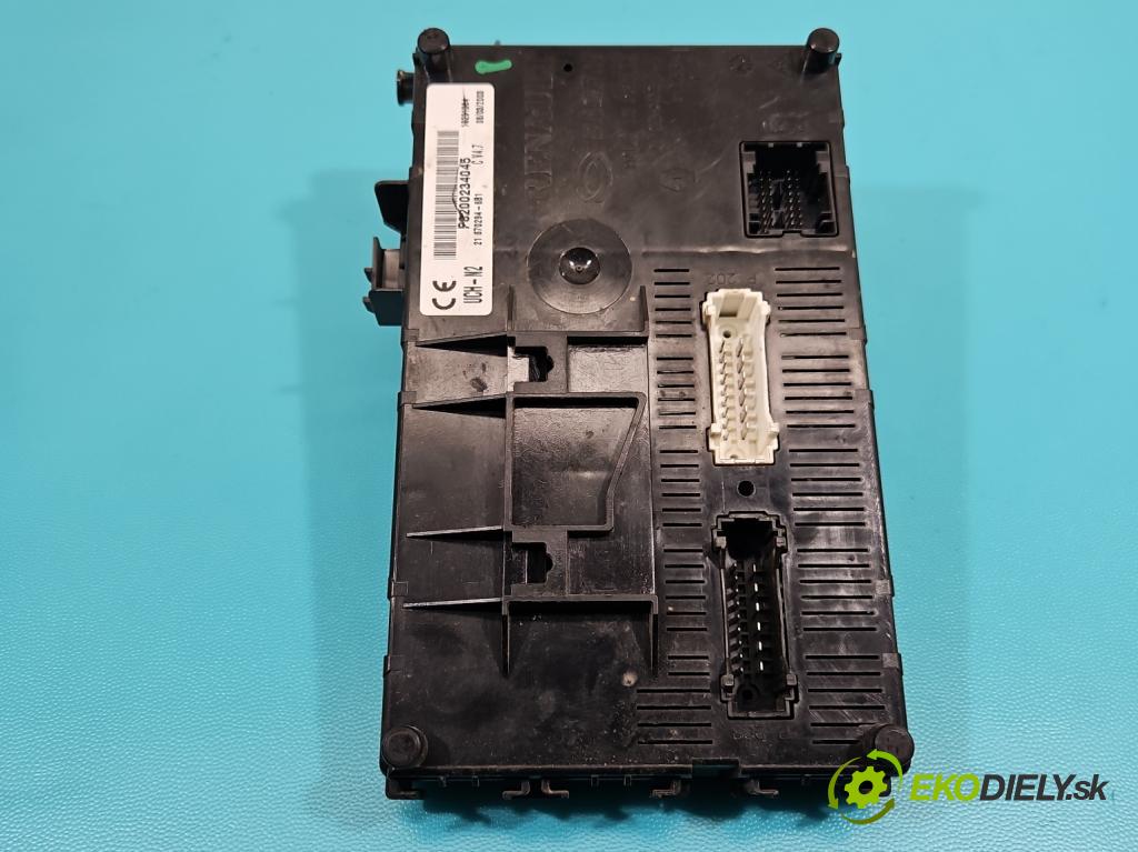 Renault Clio II 1998-2012 1,2.0 16V 75 HP manual 55 kW 1149 cm3 5- riadiaca jednotka ostatné P8200234045
