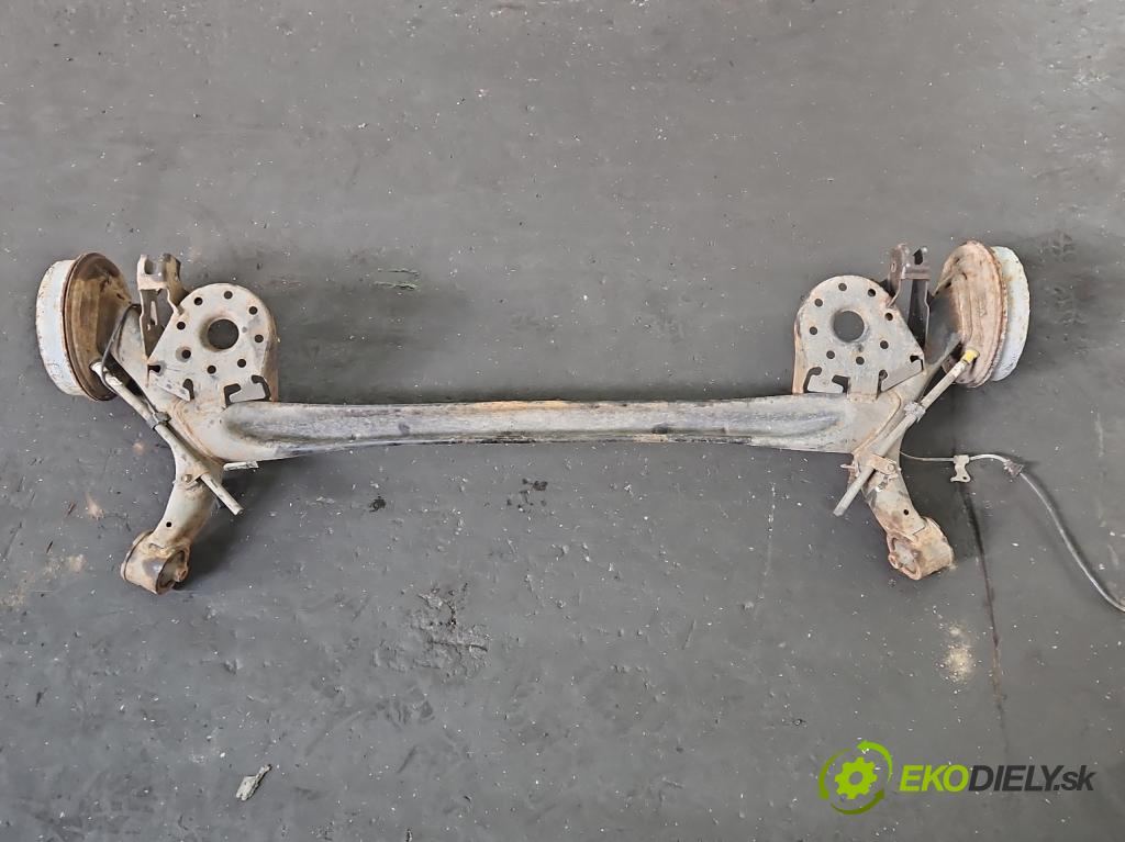 Toyota Yaris II 2005-2011 1.4 D4D 90 hp automatic 66 kW 1364 cm3 5- zadní výztuha  (Zadní výztuha)