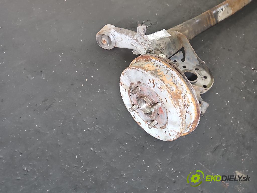 Toyota Yaris II 2005-2011 1.4 D4D 90 hp automatic 66 kW 1364 cm3 5- zadní výztuha  (Zadní výztuha)