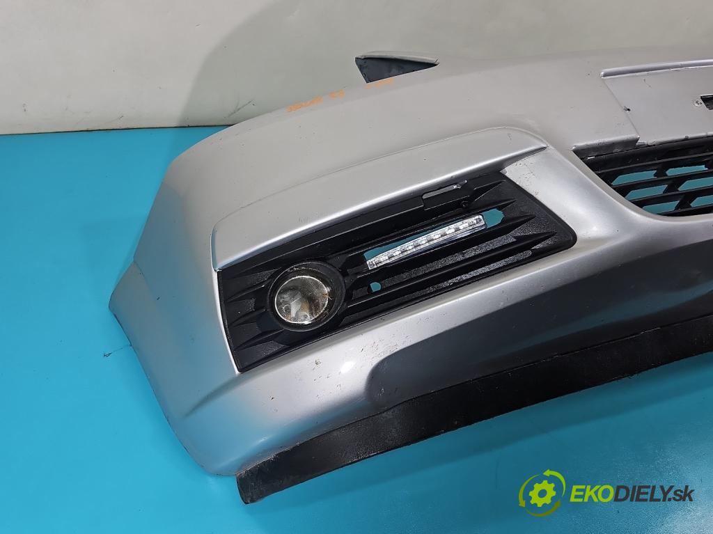 Opel Zafira B 2005-2014 1.9 cdti 120 HP manual 88 kW 1910 cm3 5- nárazník predné  (Kľučka dverí ostatné)