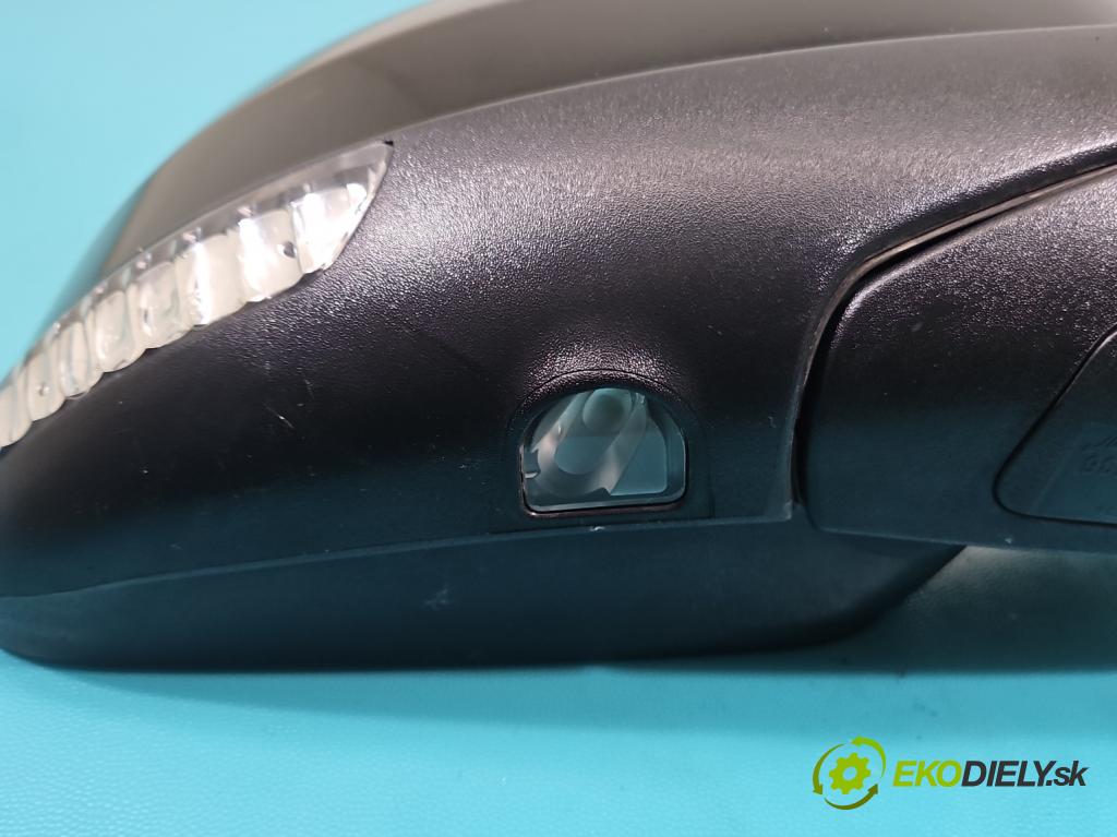 Jeep Grand Cherokee WK2 IV 2010-2021 3.0 CRD 250 hp automatic 184 kW 2987 cm3 5- zpětné zrcátko pravé  (Klika dveří ostatní)