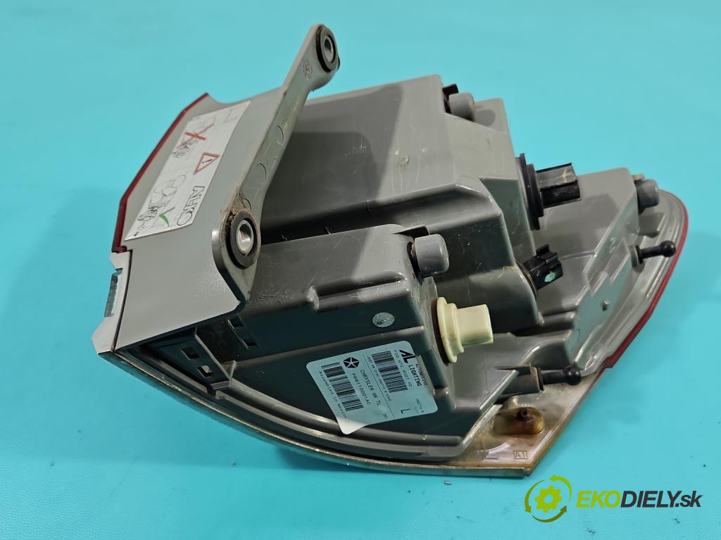 Jeep Grand Cherokee WK2 IV 2010-2021 3.0 CRD 250 HP automatic 184 kW 2987 cm3 5- svetlo / reflektor zadné ľavé P68110001AC (Kľučka dverí ostatné)