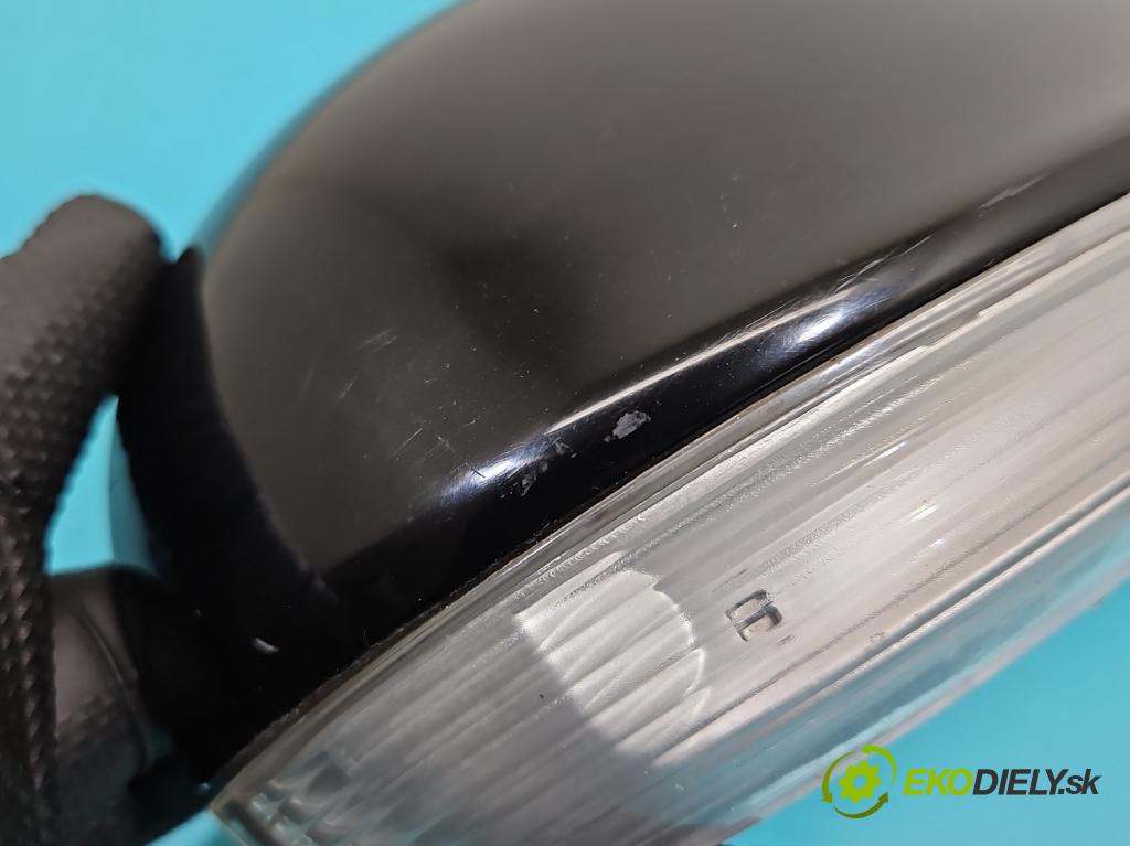 Vw Passat B5 1995-2005 1.9 tdi 101 HP manual 74 kW 1896 cm3 5- zrkadlo pravé  (Kľučka dverí ostatné)