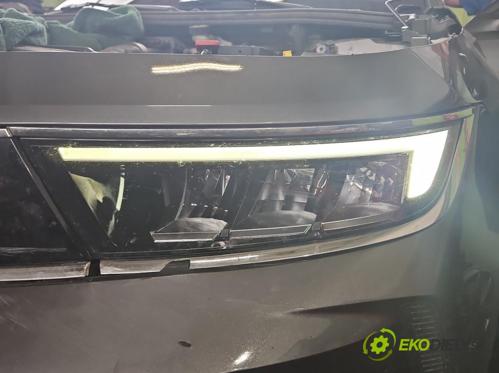 Opel Astra VI 2022- 1.5 cdti 131 HP manual 96 kW 1499 cm3 5- Reflektor: ľavý 9850326980 (Kľučka dverí ostatné)