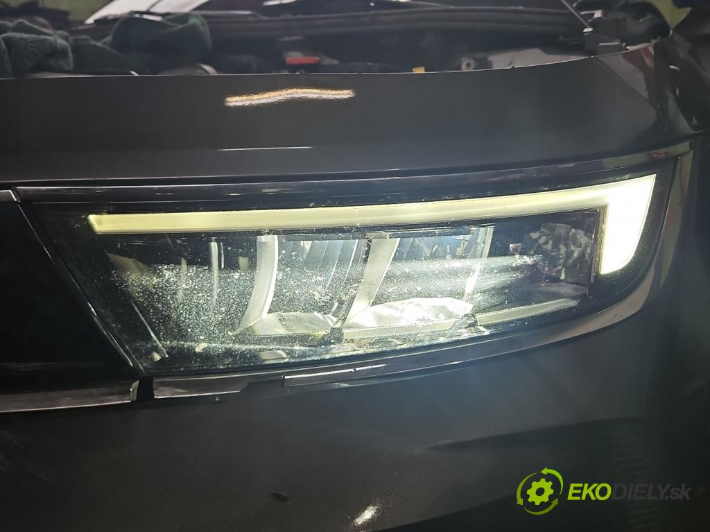 Opel Astra VI 2022- 1.5 cdti 131 HP manual 96 kW 1499 cm3 5- Reflektor: ľavý 9850326980 (Kľučka dverí ostatné)