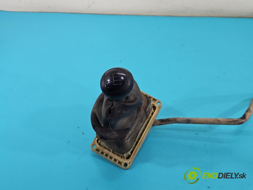 Renault Clio II 1998-2012 1,2.0 16V 75 HP manual 55 kW 1149 cm3 5- Páka: Změny: stupeň,rýchlosť 8200282185 (Rýchlostná páka (kulisa))