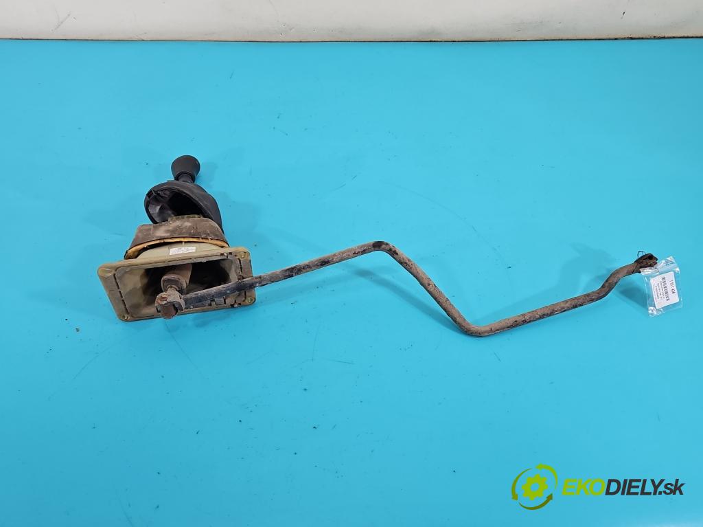 Renault Clio II 1998-2012 1,2.0 16V 75 HP manual 55 kW 1149 cm3 5- Páka: Změny: stupeň,rýchlosť 8200282185 (Rýchlostná páka (kulisa))