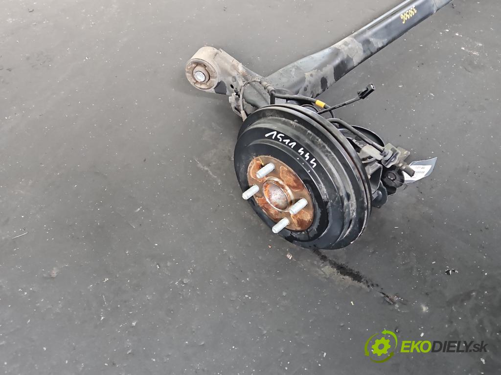 Kia Rio IV 2016-2023 1.2 16V 84KM manual 61.8 kW 1197 cm3 5- zadní výztuha  (Zadní výztuha)