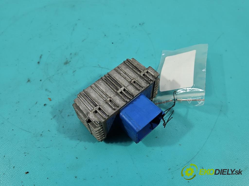 Opel Zafira B 2005-2014 1.9 cdti 120 HP manual 88 kW 1910 cm3 5- Relé: svíčky: zařicích: 55353011 (Relé)